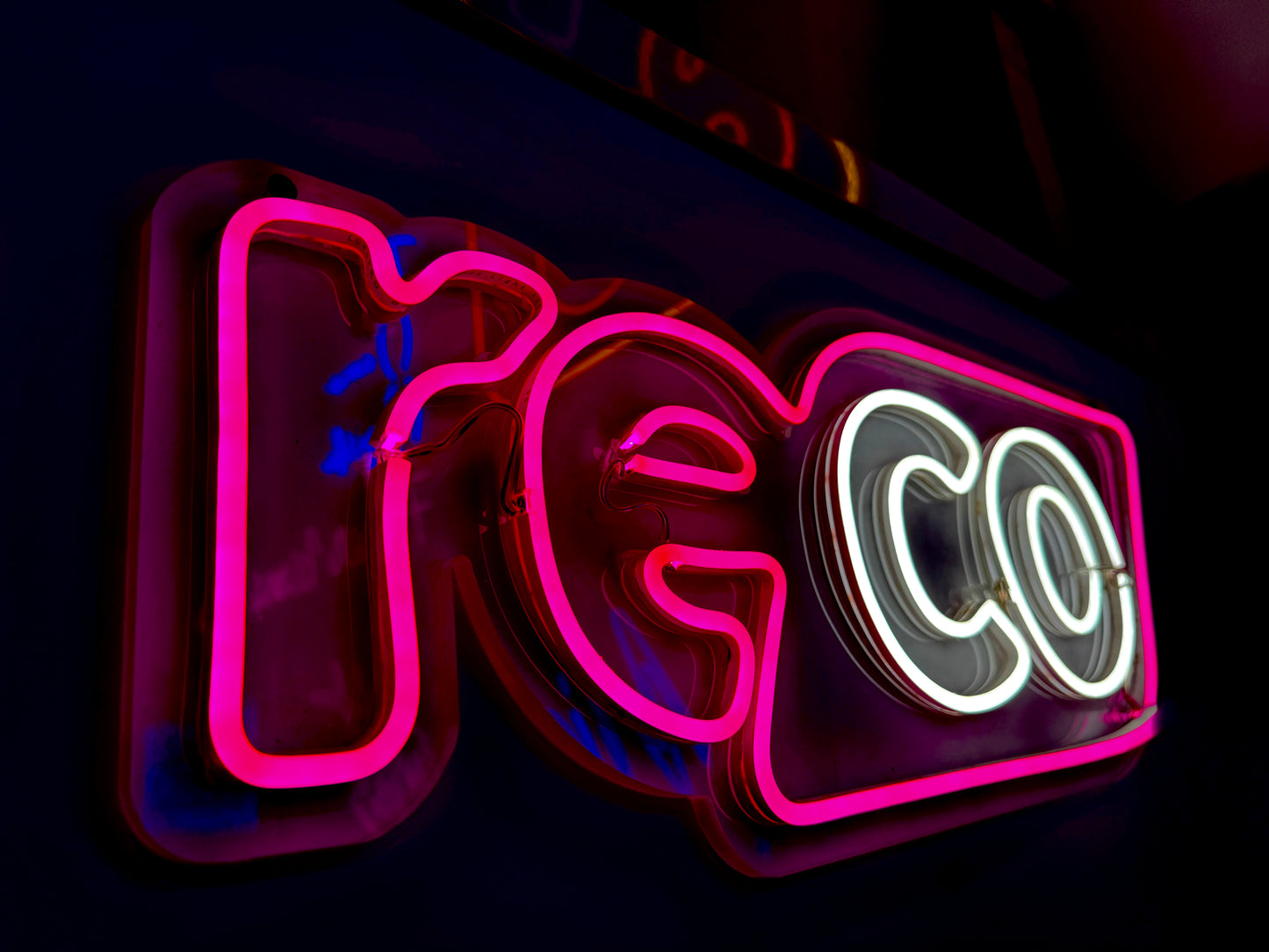 RECO Record Button LED Neon Sign