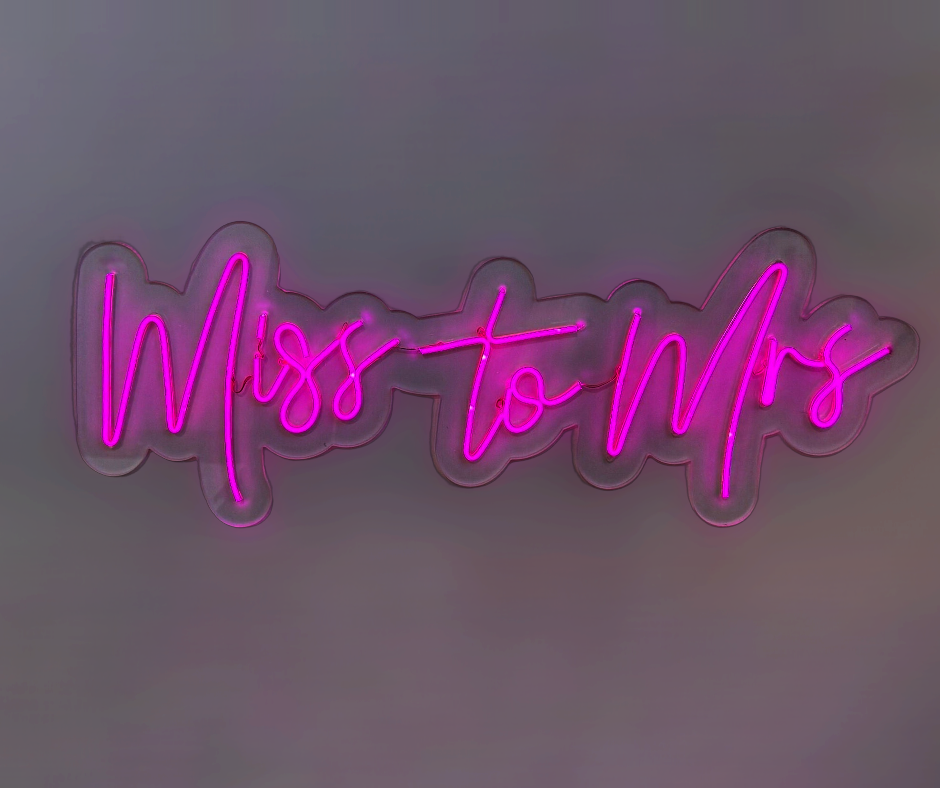 a neon sign that says miss to miss